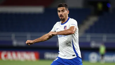 Lee Kang-in, jugador de Atlético de Madrid, enfrenta retrasos en su llegada al equipo debido a problemas administrativos...