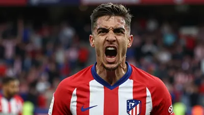 Álex Baena, con un doblete, y Ademola Lookman guiaron al Atlético de Madrid a una victoria por 3-1 en el Sánchez-Pizjuán...