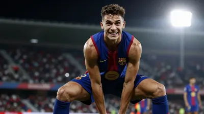 El delantero brasileño Raphinha abrió el marcador de Barcelona con un penal y celebró su gol con la pose del ‘Hombre...