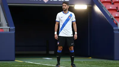 Descubre quiénes son los jugadores mejor pagados de Atletico Madrid para la temporada 2026/27, incluyendo a Julián...