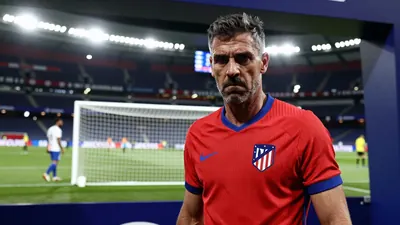 Carlos Espí, 21, talló un gol en el minuto 89 que dio la victoria al Espanyol 2-1 frente al Real Madrid dirigido por José...