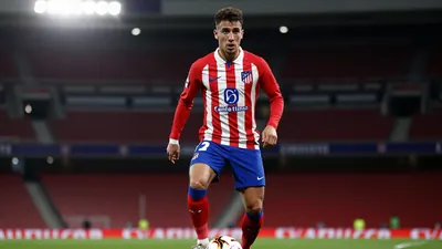Atlético de Madrid se adelanta en la carrera por Cristian Romero, mientras que el Arsenal intenta un movimiento de impacto