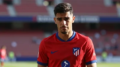 El delantero argentino Álvarez, titular de Atlético Madrid, ha declarado que está abierto a un traspaso a Arsenal